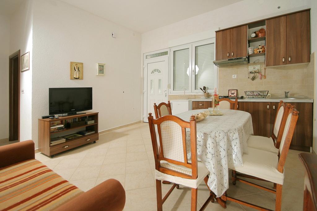 Apartments Parcela Seget Vranjica Habitación foto