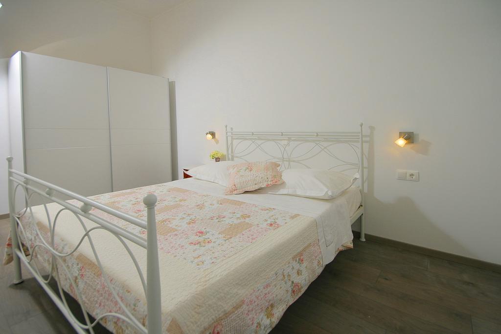 Apartments Parcela Seget Vranjica Habitación foto